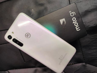 Motorola G8 White