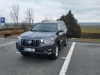 Toyota Land Cruiser Prado foto 2