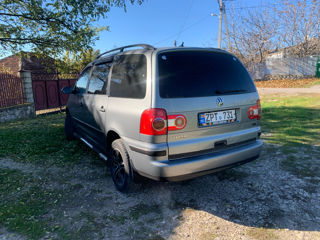 Volkswagen Sharan foto 5