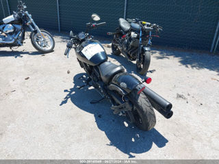 Indian Motorcycle Scout Bobber Sixty foto 7