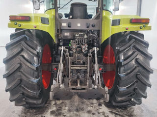 Claas Ares foto 3