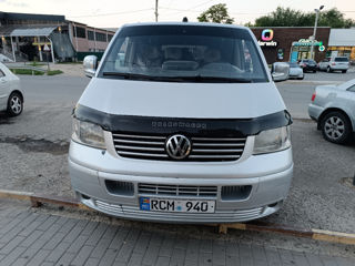 Volkswagen Transporter foto 3