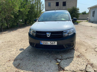 Dacia Logan foto 2