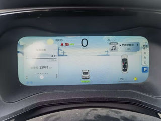 Geely Emgrand foto 11