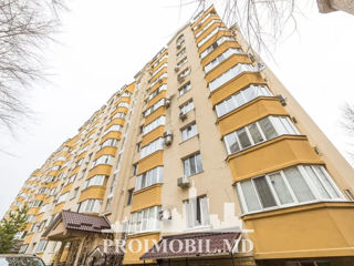 Apartament cu 3 camere, 130 m², Botanica, Chișinău foto 17