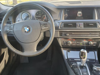 BMW 5 Series foto 8