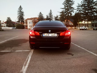 BMW 5 Series foto 6