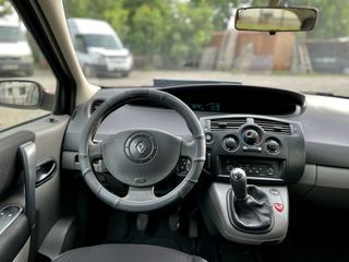 Renault Grand Scenic foto 10