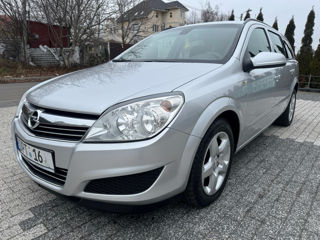 Opel Astra foto 2