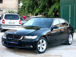 BMW 3 Series foto 2