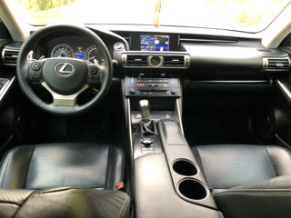 Lexus IS Series foto 6