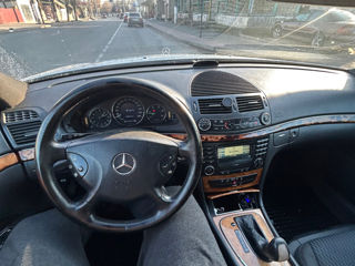 Mercedes E-Class foto 8