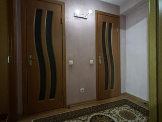 Apartament cu 3 camere, 72 m², Poșta Veche, Chișinău foto 5