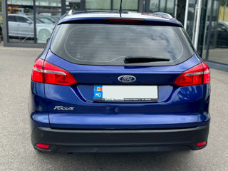 Ford Focus foto 6