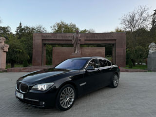 BMW 7 Series foto 2