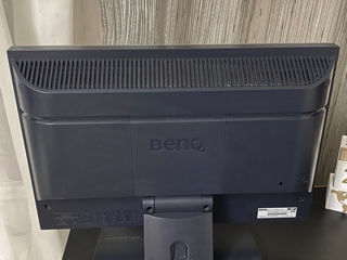 Monitor benq fp92w(q9w5) foto 2