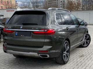 BMW X7 foto 3