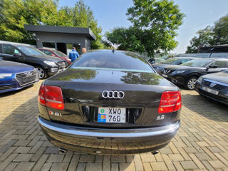 Audi A8 foto 17