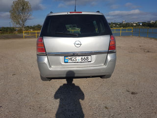 Opel Zafira foto 6