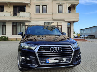 Audi Q7 e-tron фото 3