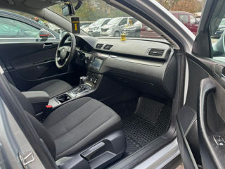 Volkswagen Passat foto 9