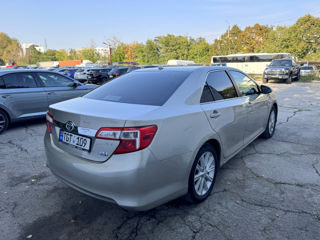 Toyota Camry foto 4