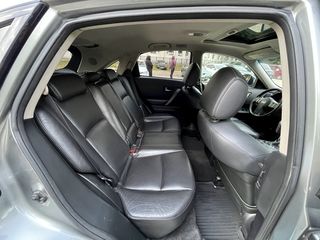 Infiniti FX foto 18