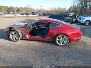 Ford Mustang foto 4