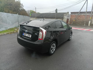 Toyota Prius foto 4