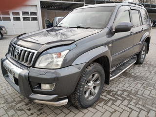 Toyota Land Cruiser Prado foto 2