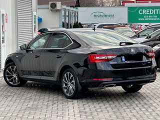 Skoda Superb foto 5