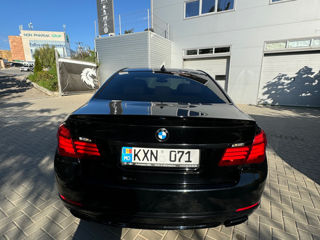 BMW 7 Series foto 8