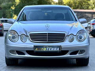 Mercedes E-Class foto 2