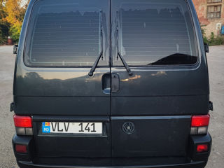 Volkswagen Transporter foto 6