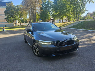 BMW 5 Series foto 2