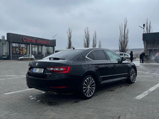 Skoda Superb foto 10