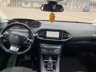 Peugeot 308 foto 7