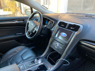 Ford Fusion foto 7