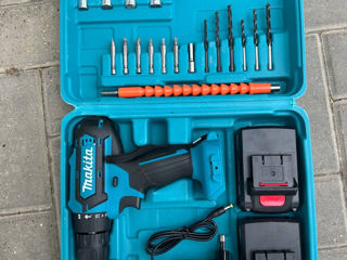 Insurubator pe acumulatoare Makita + set foto 2