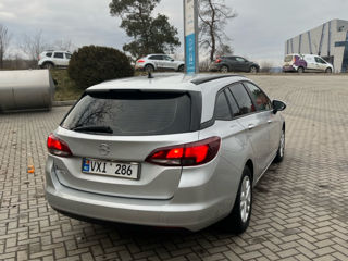 Opel Astra foto 2