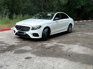 Mercedes E-Class foto 3