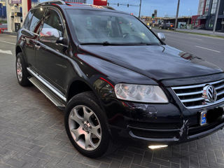 Volkswagen Touareg foto 8