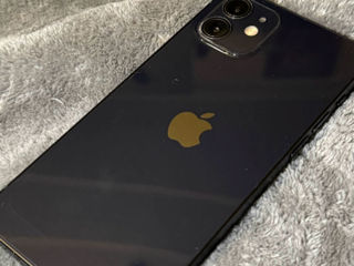 Vind iPhone 12 foto 1