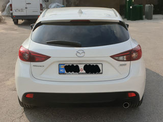 Mazda 3 foto 2