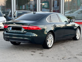 Jaguar XF foto 4