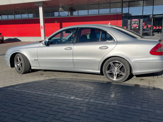 Mercedes E-Class foto 7