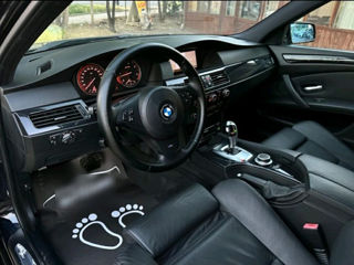 BMW 5 Series foto 3