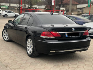 BMW 7 Series foto 3