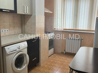 Apartament cu 2 camere, 52 m², Centru, Cahul foto 6