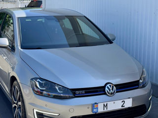 Volkswagen Golf foto 2